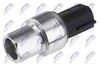 EAC-FR-002_1-WM.JPG