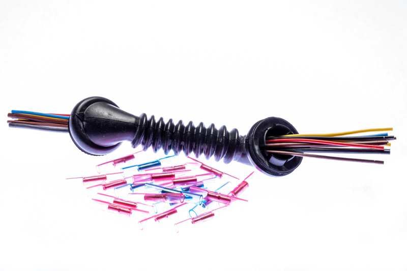 Kit réparation de câble, hayon OE OPEL 13215337