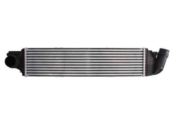 Intercooler, compresor THERMOTEC DAX018TT