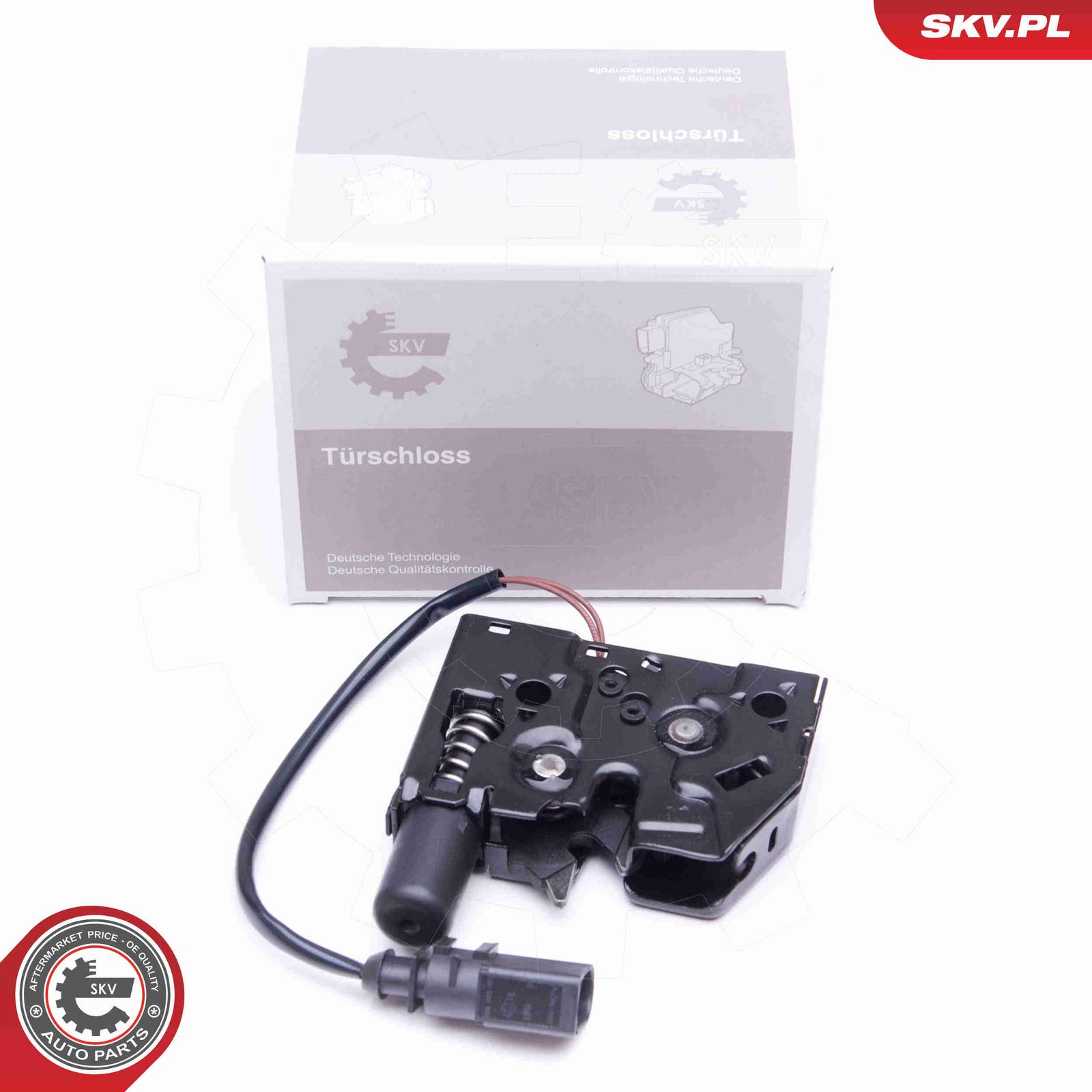 Замок капота