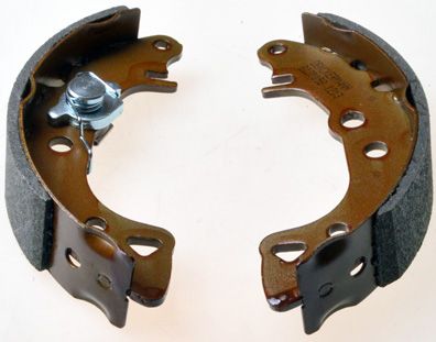 Zestaw szczęk hamulcowych DENCKERMANN B120058