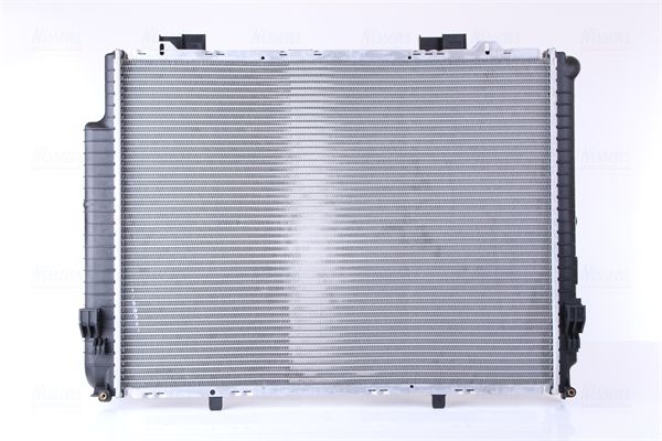 Levně Chladič, chlazení motoru NISSENS 62608A