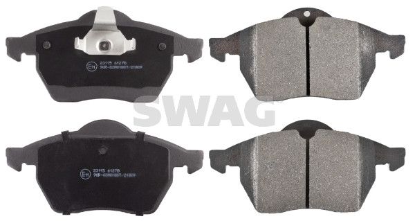 Levně Sada brzdových destiček, kotoučová brzda SWAG 40 91 6107