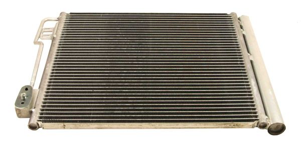 Levně Kondenzátor, klimatizace MAXGEAR AC824585