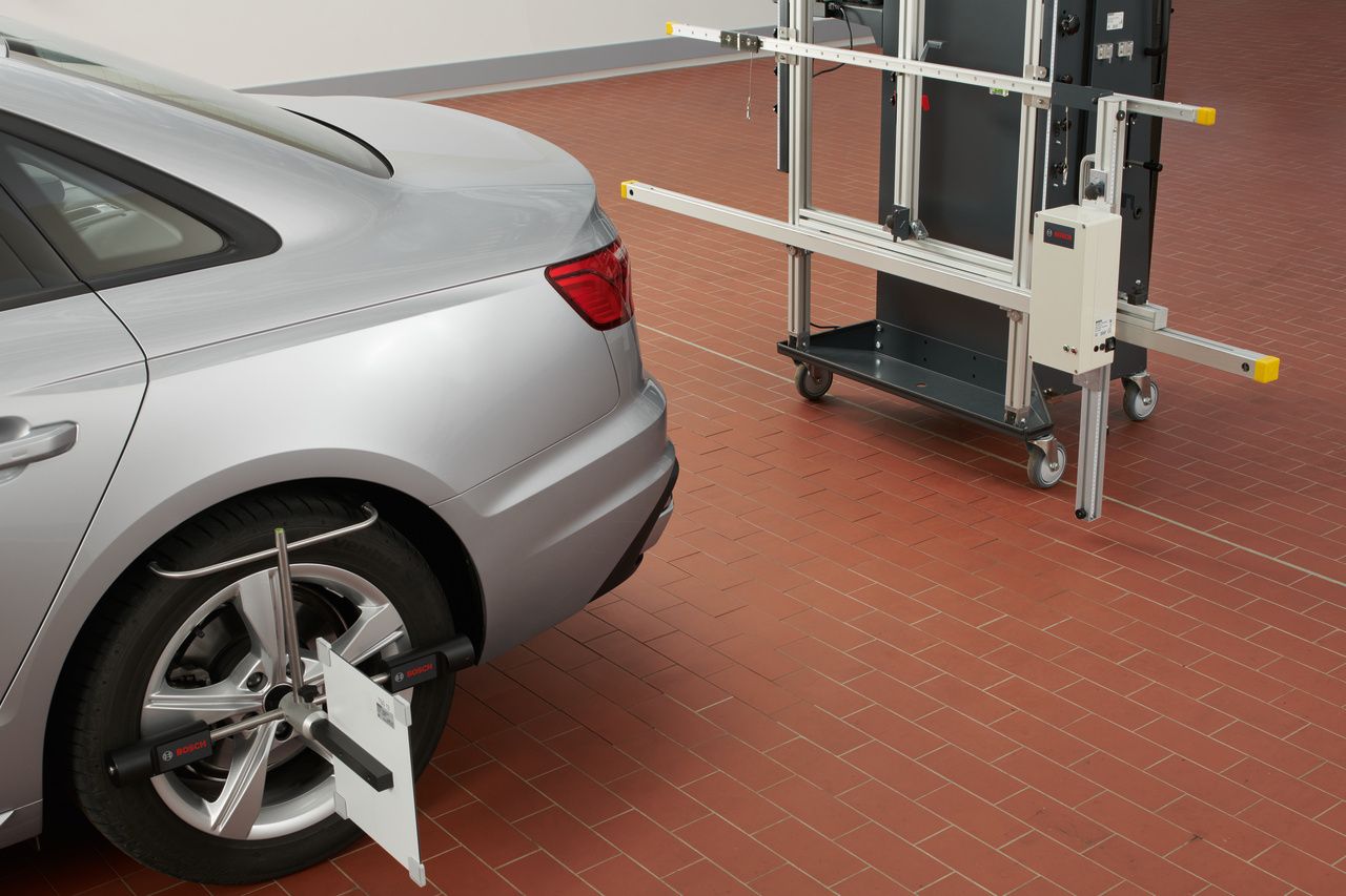 Set de calibrare, panou de asistență conducător BOSCH 1 688 132 056