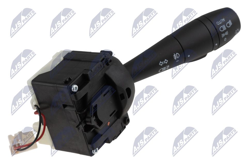 Slēdzis uz stūres statnes