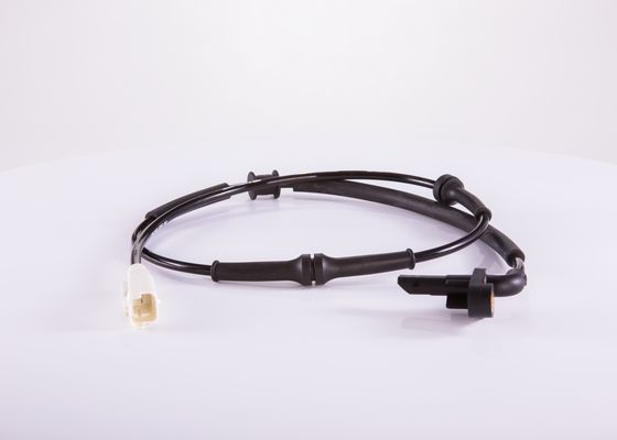 Czujnik, prędkość obrotowa koła BOSCH 0 265 007 883