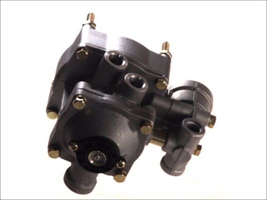 Valve de commande, remorque
