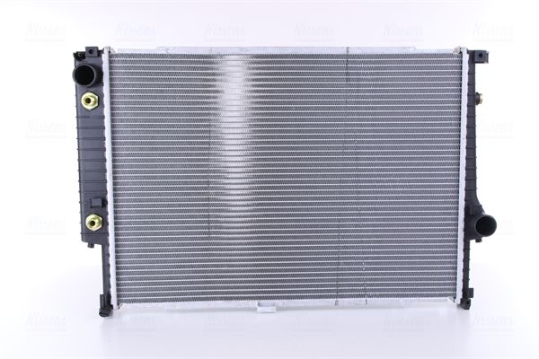 Chladič motora NISSENS 60597A