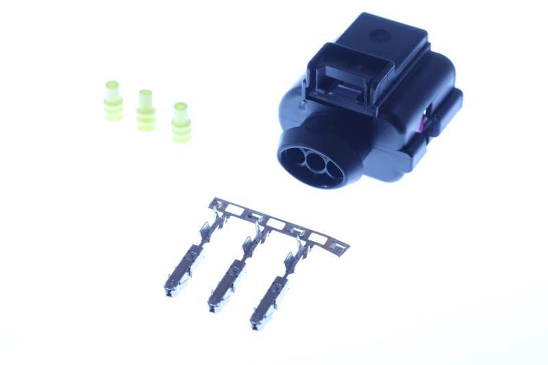 WTYCZKA VW PASSAT 01- OE VAG 8K0973703F