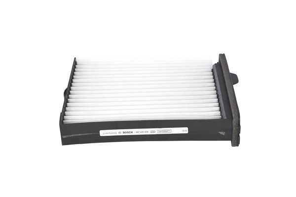 Filtr, wentylacja przestrzeni pasażerskiej BOSCH 1 987 435 009