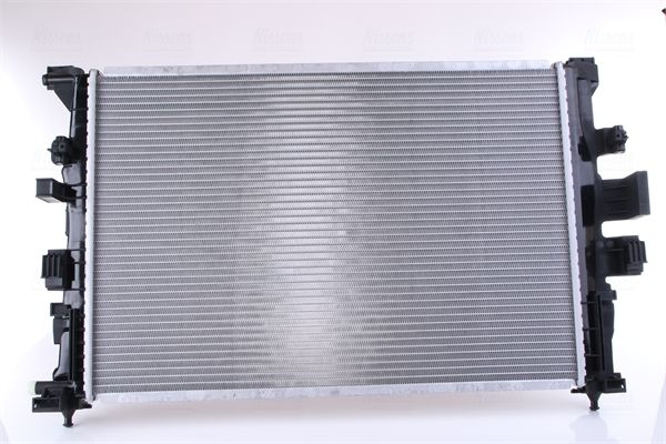 Levně Chladič, chlazení motoru NISSENS 67185