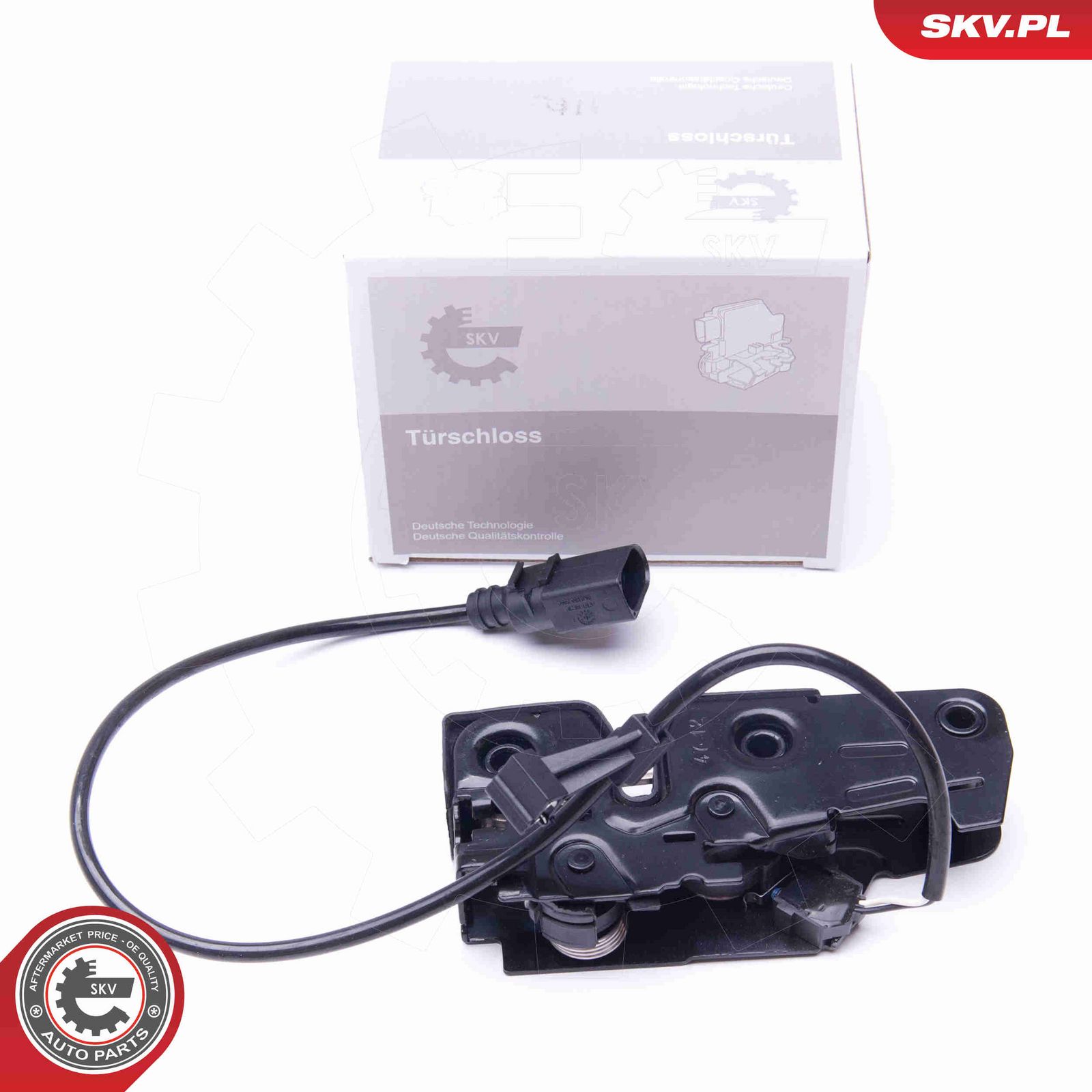 Замок капота