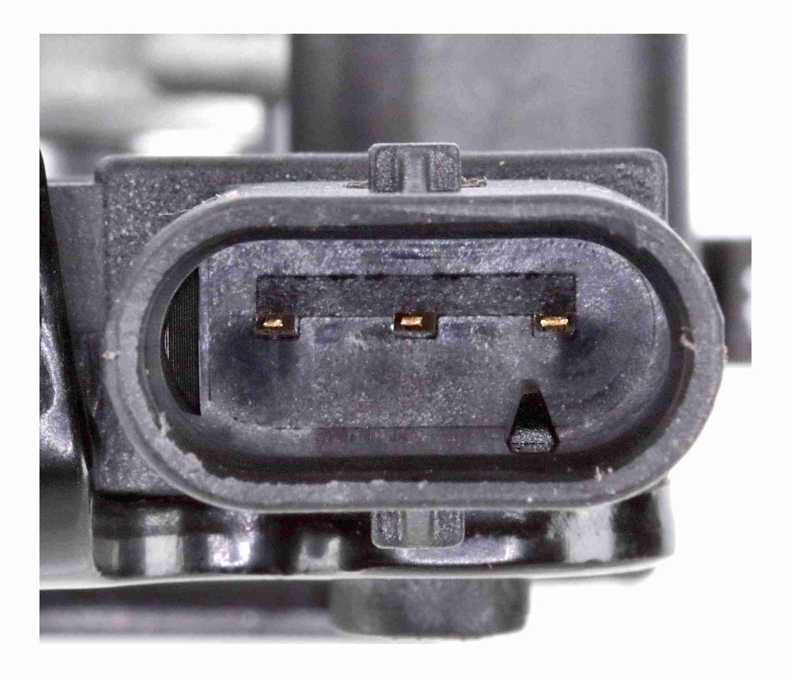 Serrure de capot-moteur