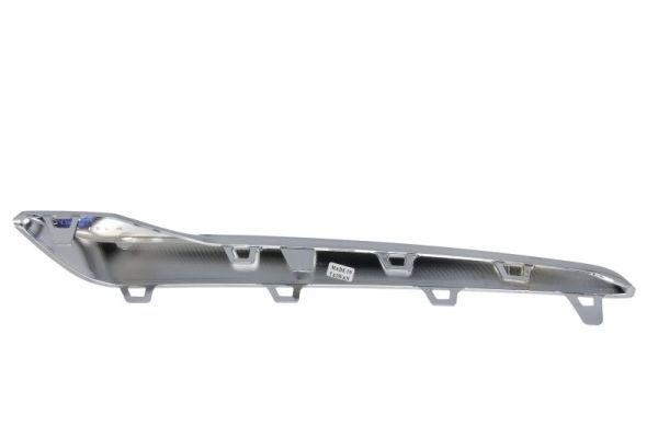 Baguette et bande protectrice, grille de radiateur