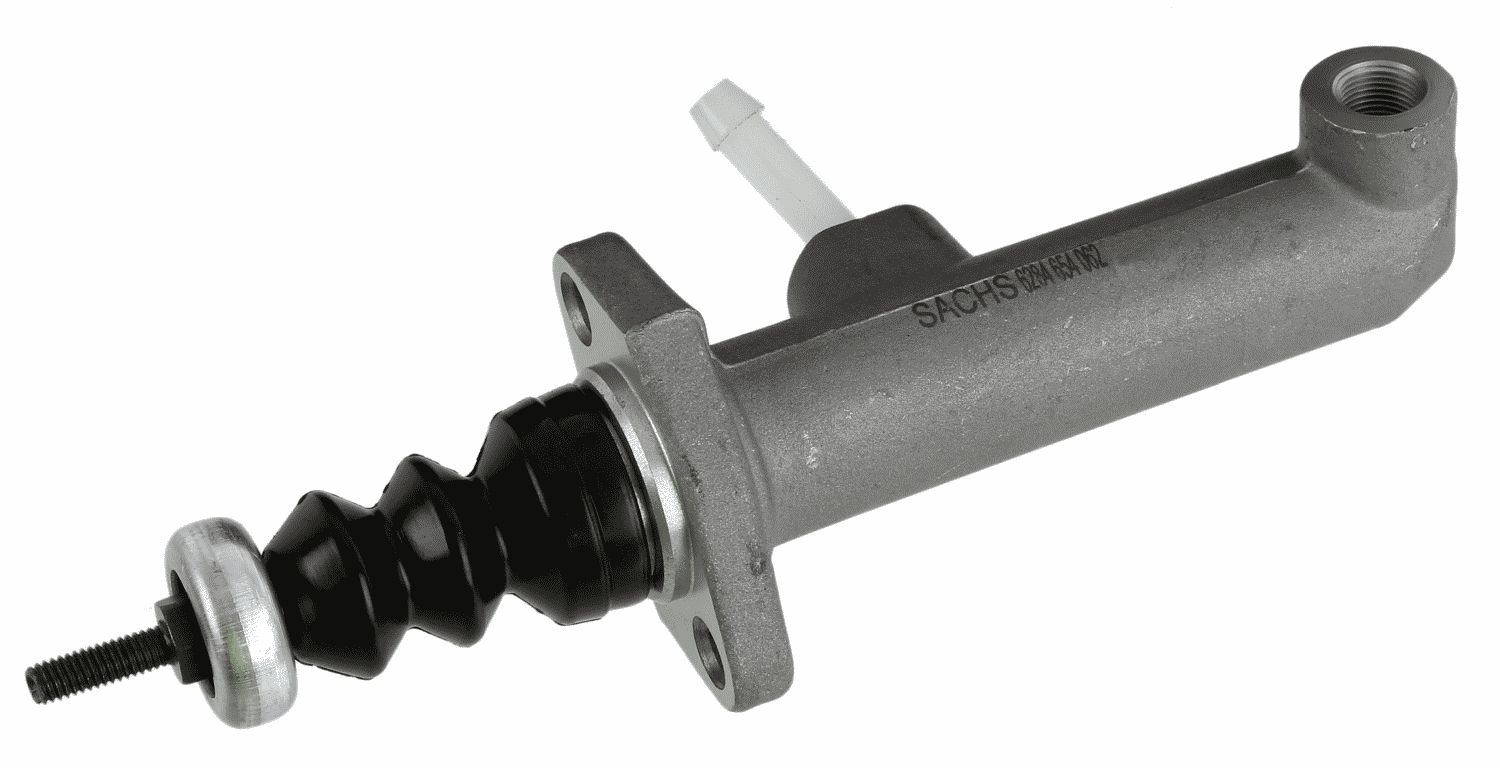 Galvenais cilindrs, Sajūgs