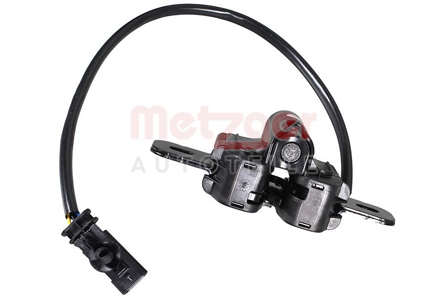 Замок капота