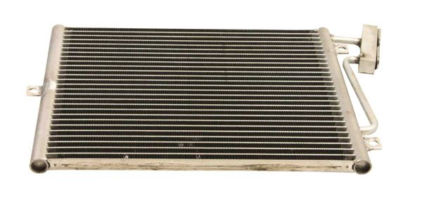 Condensor, airconditioning MAXGEAR AC830010