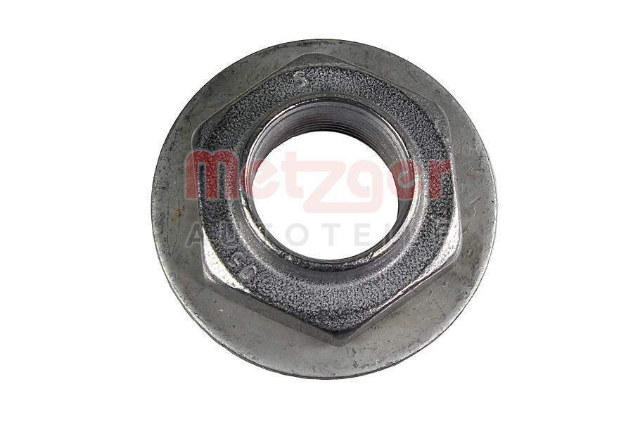 Гайка, цапфа