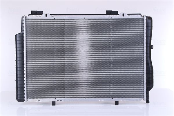 Levně Chladič, chlazení motoru NISSENS 62739A