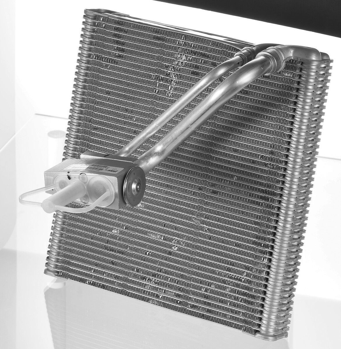 Evaporator, aer conditionat VALEO 715325