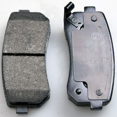 Levně Sada brzdových destiček, kotoučová brzda DENCKERMANN B111033