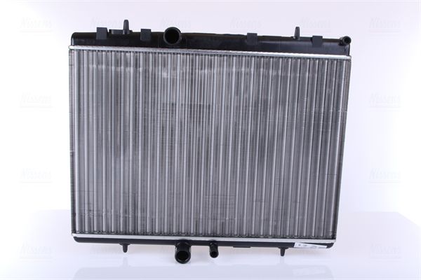 Chladič, chlazení motoru NISSENS 63689A