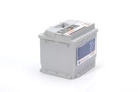 Startera akumulatoru baterija