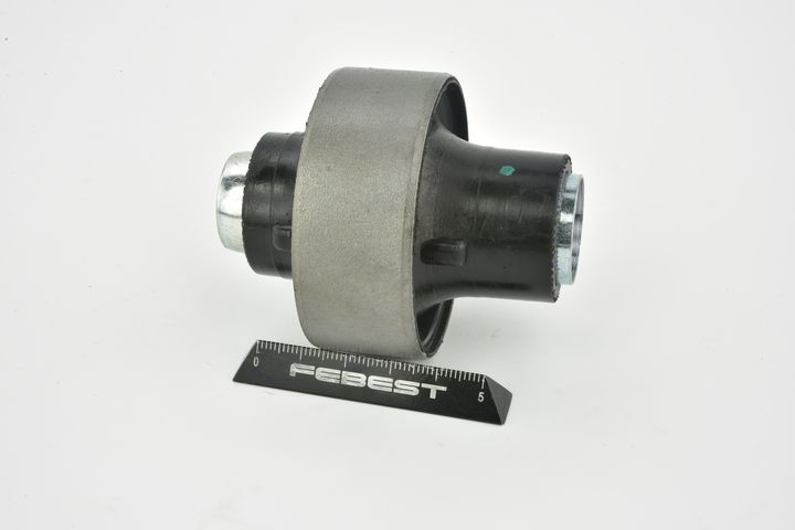 valdymo svirties/išilginių svirčių įvorė