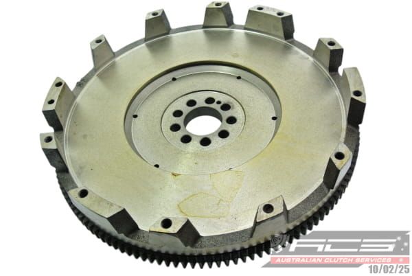 F/WHEEL & R/GEAR HINO EP100 / M10 - TecDoc Only