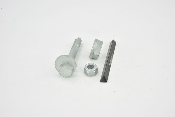 išvirtimo reguliavimo varžtas