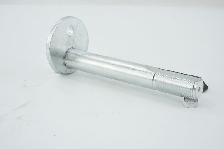 išvirtimo reguliavimo varžtas