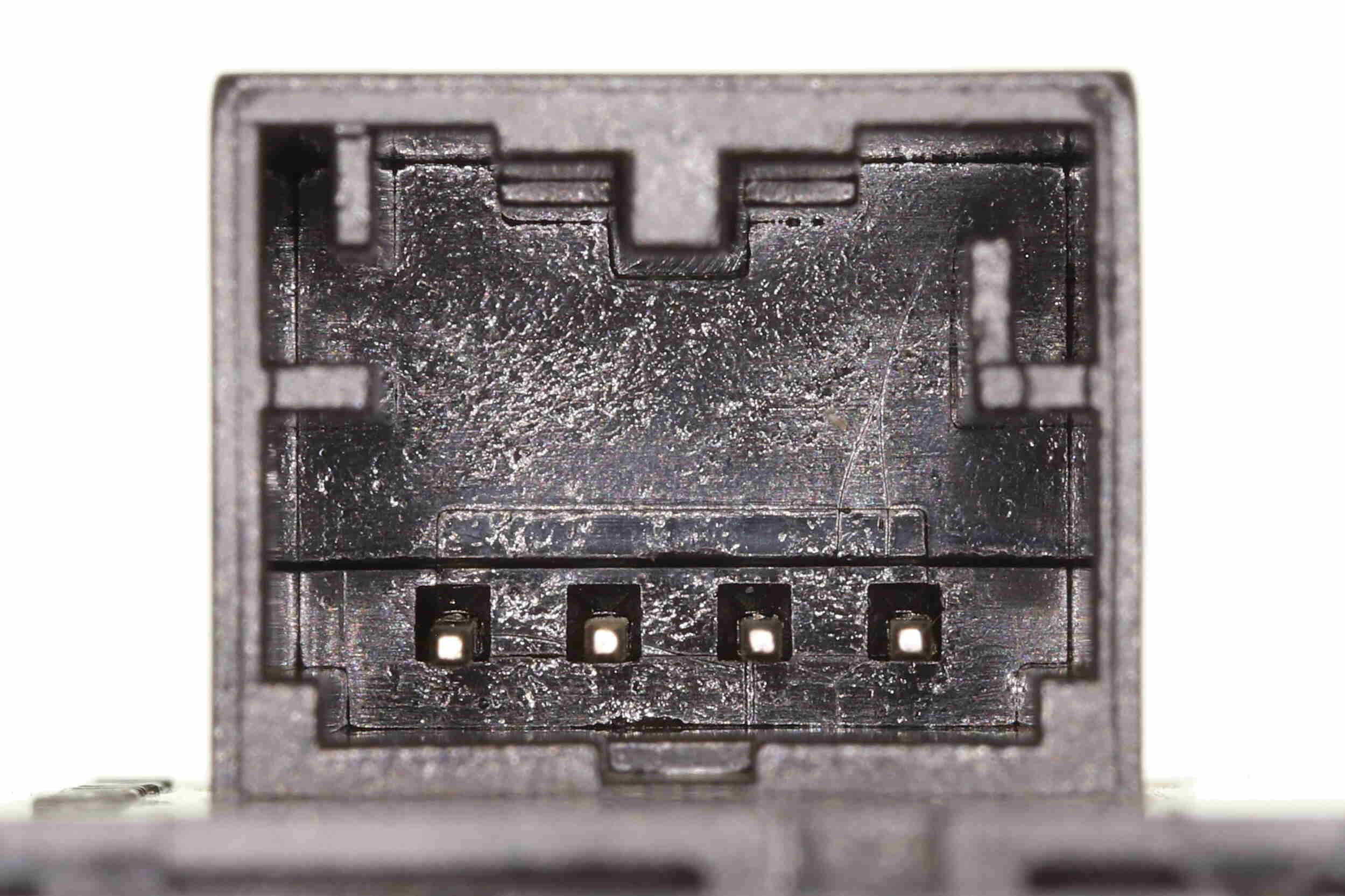 V10-73-0432_03.JPG