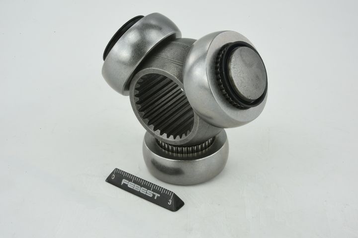 trikojo įvorė, kardaninis velenas