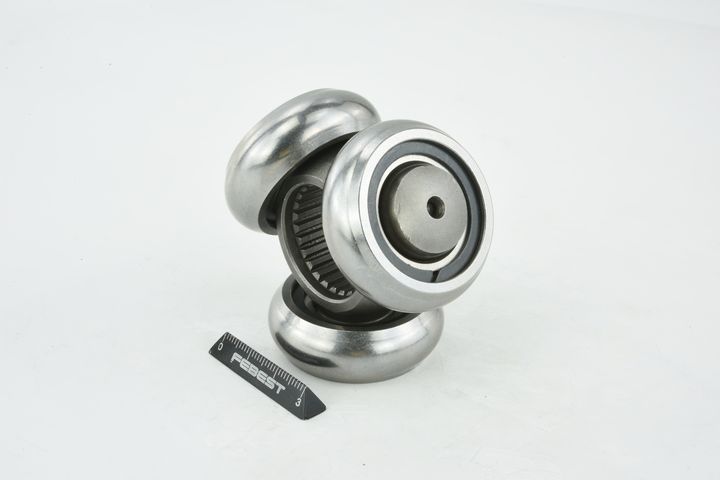 trikojo įvorė, kardaninis velenas