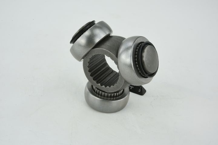 trikojo įvorė, kardaninis velenas