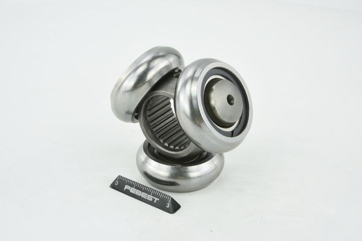 trikojo įvorė, kardaninis velenas