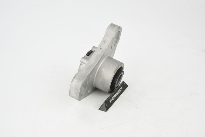 stebulės laikiklio įvorė