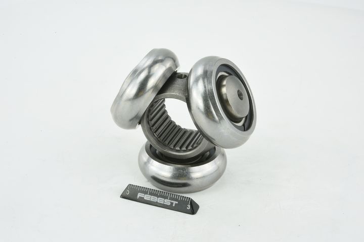 trikojo įvorė, kardaninis velenas