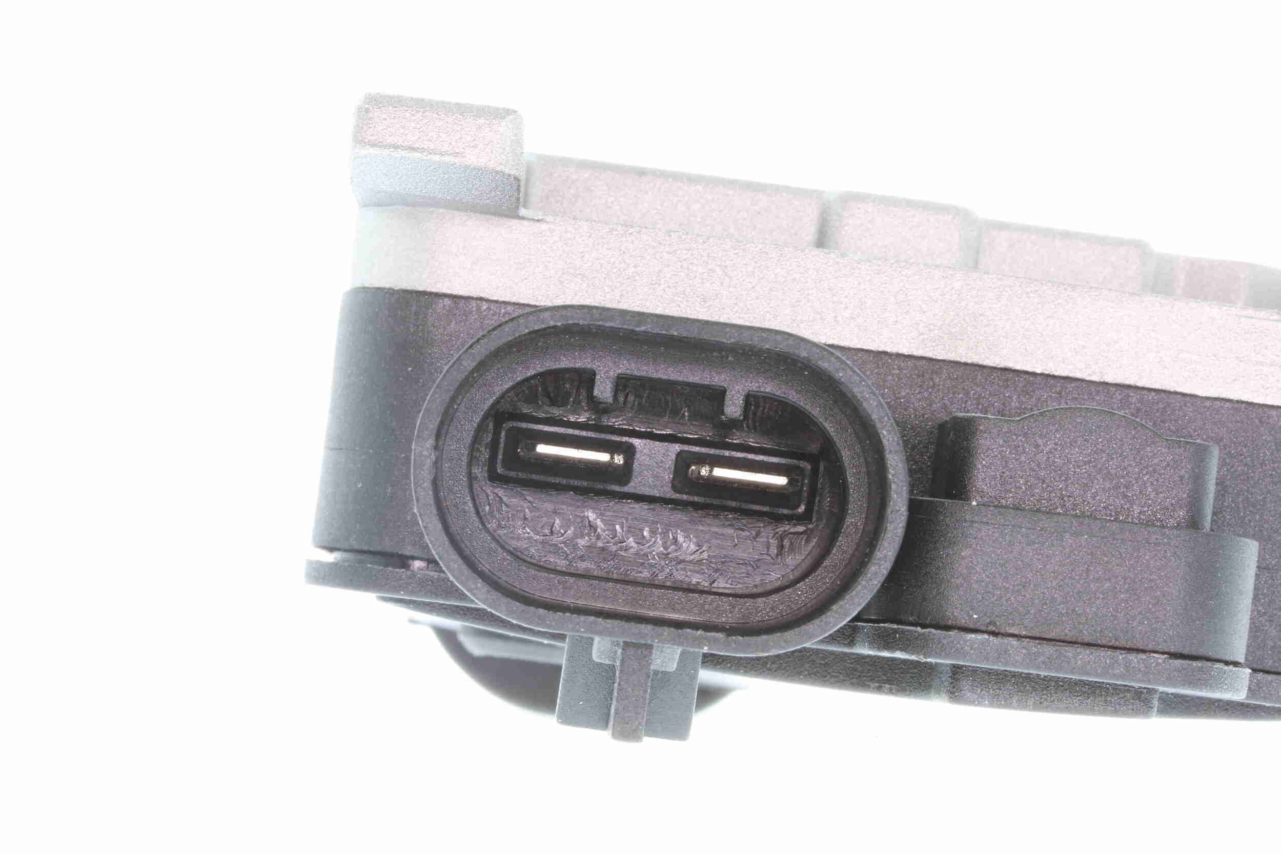 V25-79-0009_05.JPG
