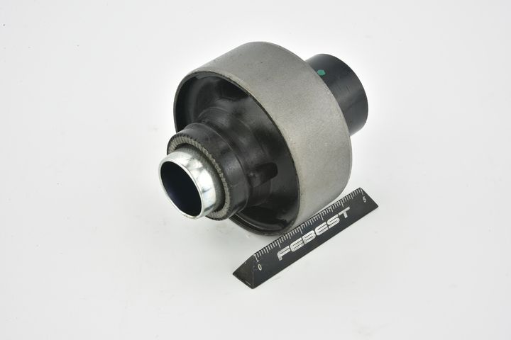 valdymo svirties/išilginių svirčių įvorė