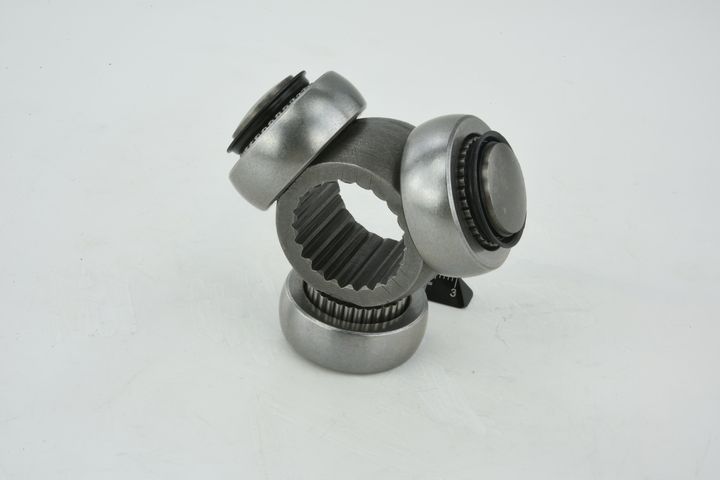 trikojo įvorė, kardaninis velenas