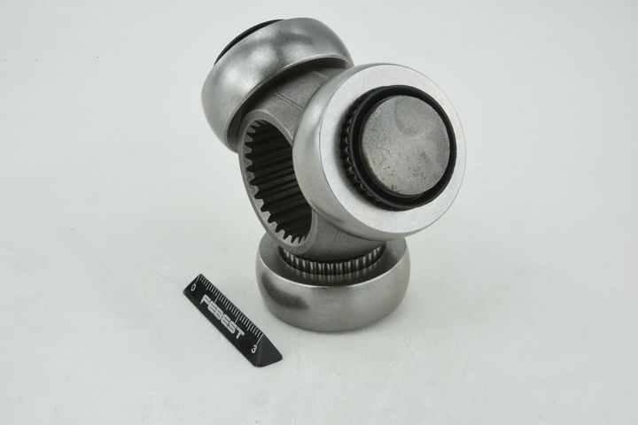 trikojo įvorė, kardaninis velenas