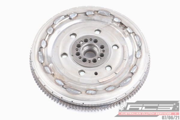 DMF NISSAN 350Z - TecDoc 2