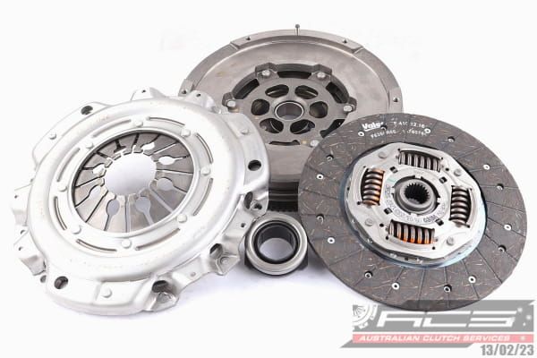 KIT STD FORD TRANSIT 2.3L inc DMF - TecDoc Only