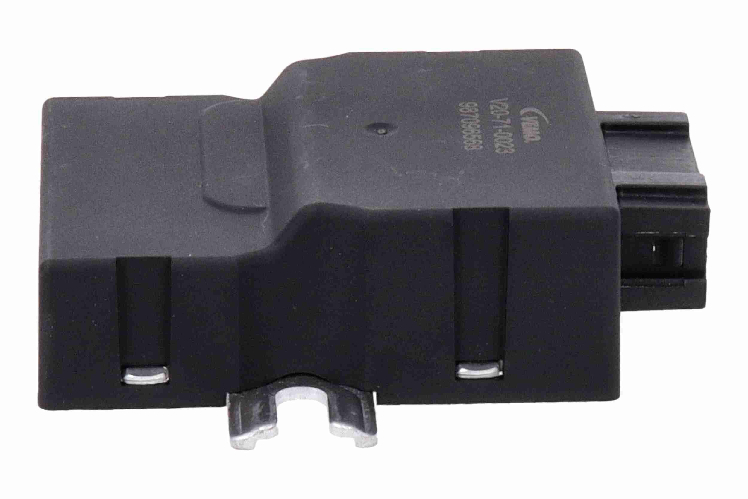 Steuerger&auml;t, Kraftstoffpumpe