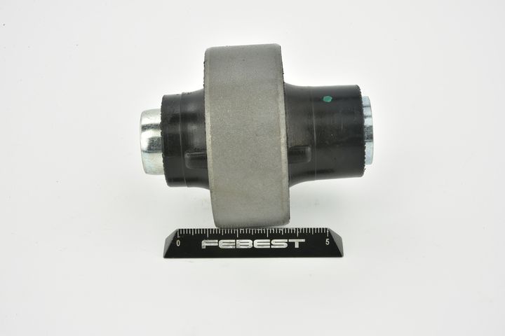 valdymo svirties/išilginių svirčių įvorė