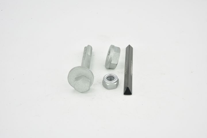 išvirtimo reguliavimo varžtas