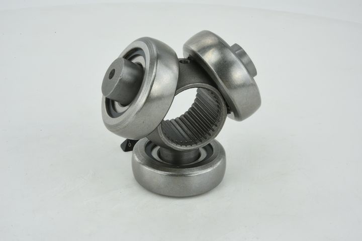 trikojo įvorė, kardaninis velenas