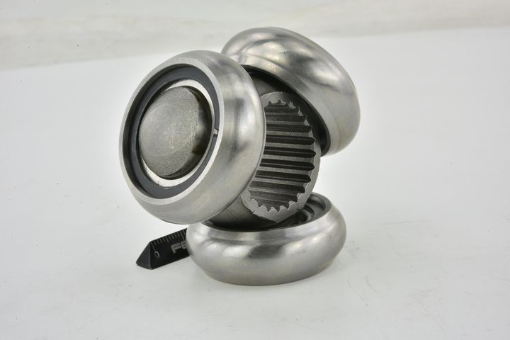 trikojo įvorė, kardaninis velenas